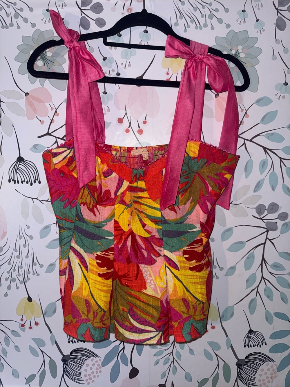 Tropical Tie-Shoulder Floral Tank Top in Pink and Multicolor